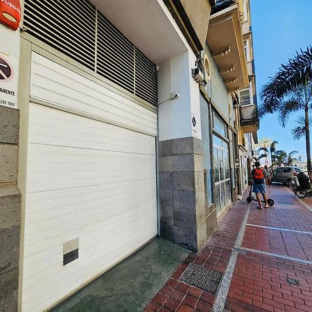 2 Bedrooms Flat + Balcony + Parking At Las Canteras Beach لاس بالماس دي غران كاناريا المظهر الخارجي الصورة